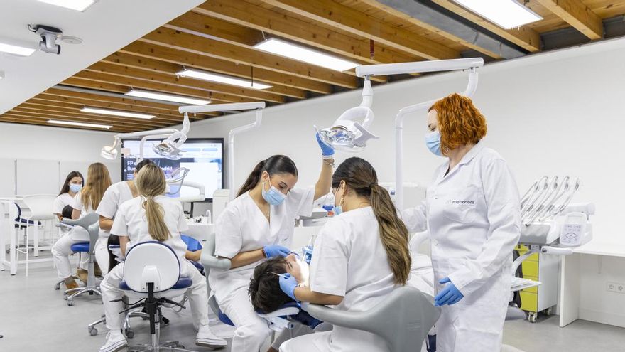 Prepararse para cuidar: las FP que abren las puertas al sector sanitario