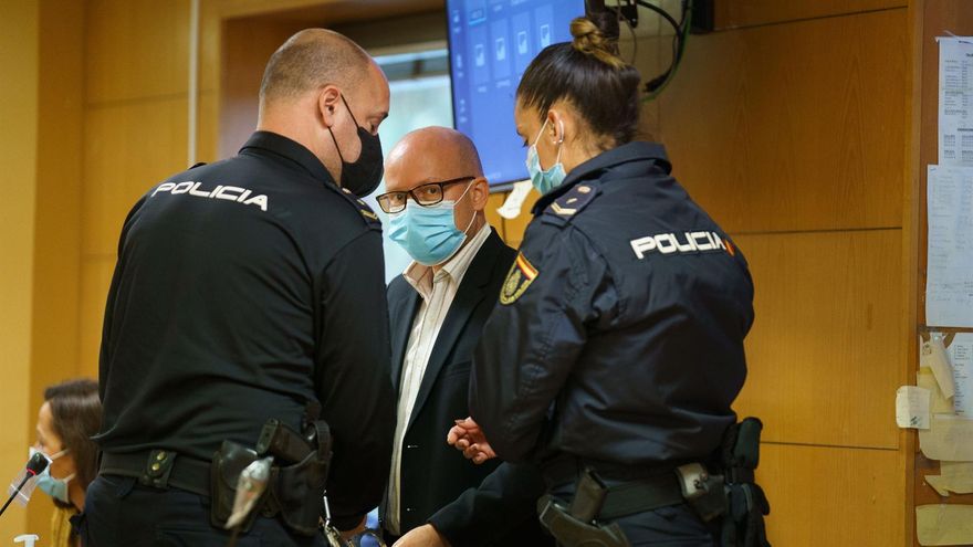 La Policía asegura que encontró al acusado del doble crimen machista de Adeje con una "actitud fría y distante" tras los hechos