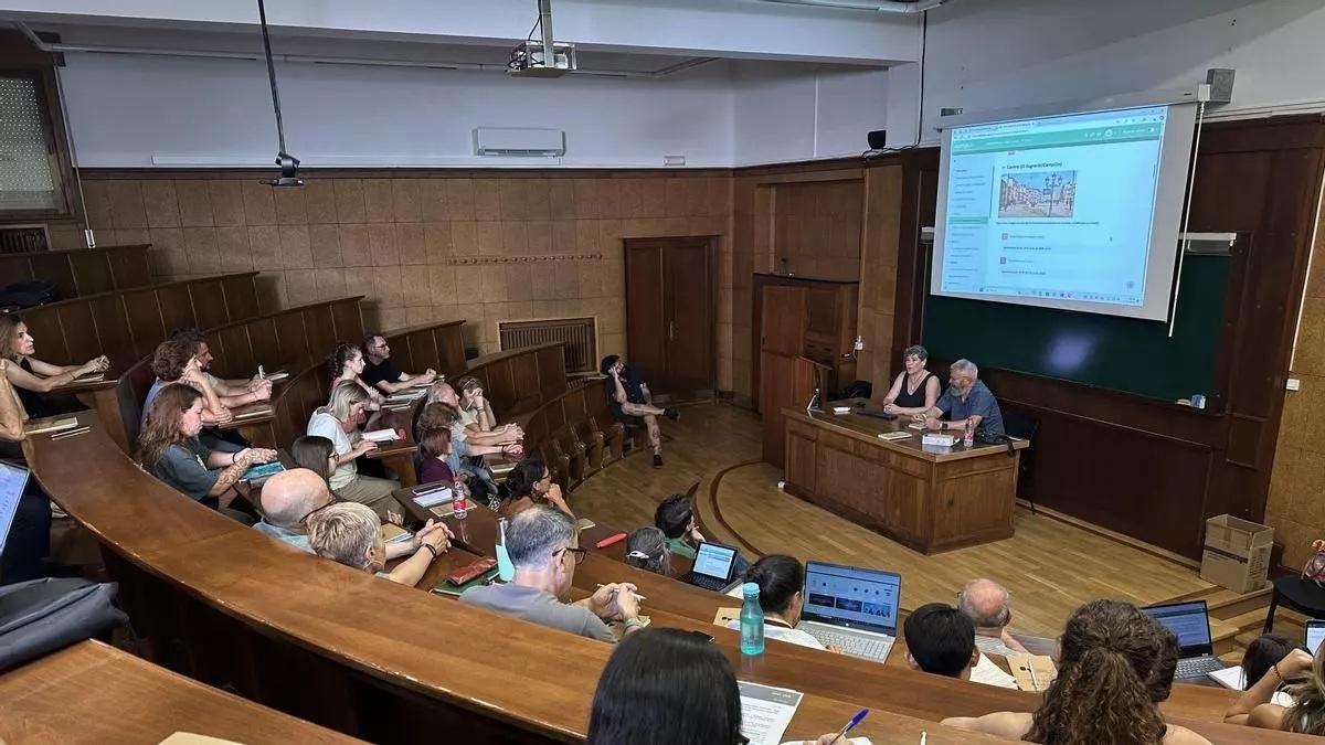 Imagen de la presentación del proyecto en la Universidad de Granada.