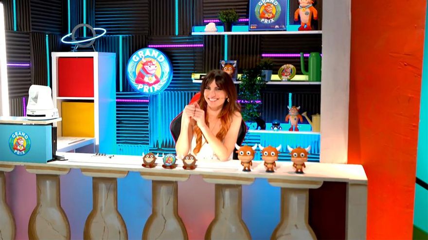 Las espaldas anchas de Cristinini para soportar el odio machista en redes por su papel en el 'Grand Prix'