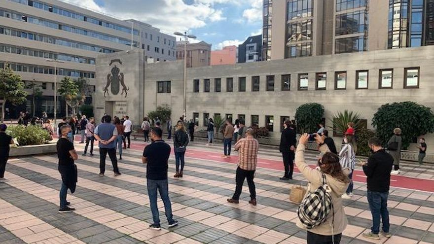 Protesta de hosteleros en Presidencia de Gobierno en Las Palmas de Gran Canaria