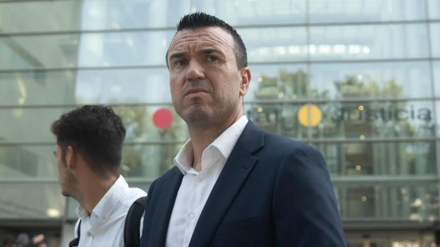 The head of the Valencia County Council contradicts his statements before the Dana judge and says that Pradas directed Sekopi