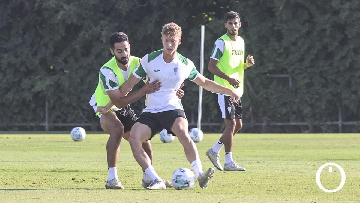 Rubén Alves durante un entrenamiento 