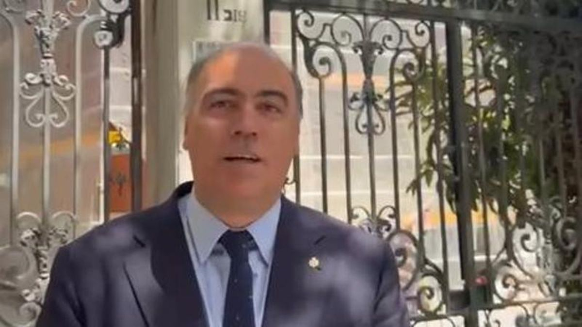 El embajador de Argentina en España pide a los aficionados de su país "ser un ejemplo" también si pierden, ante el temor a enfrentamientos