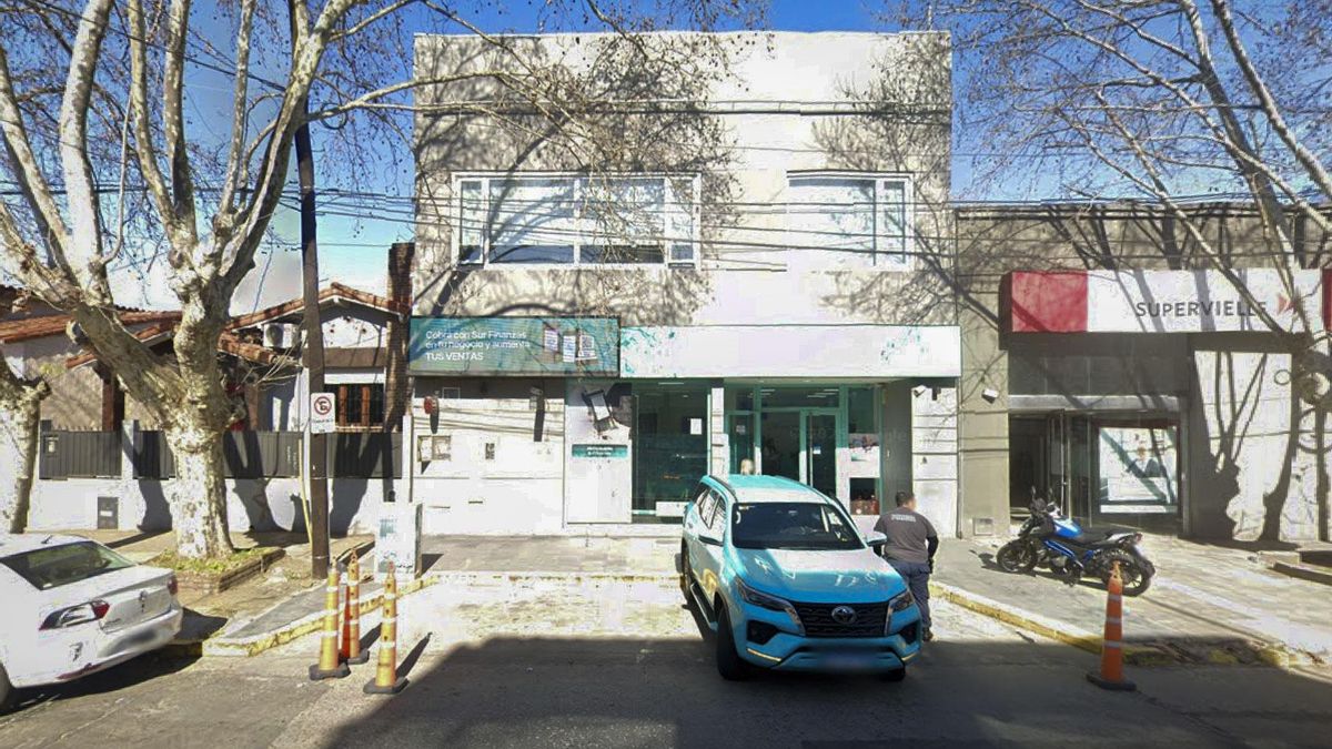 Allanan la financiera relacionada con el “Chiqui” Tapia