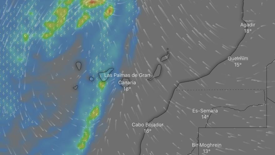 Rebumbio meteorológico en Canarias con nieve, lluvias, viento y una "potente" calima en los próximos días