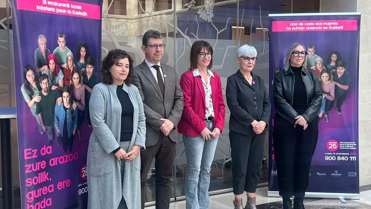 Las instituciones vascas piden a la sociedad responsabilizarse de la violencia machista este 25N: "Es nuestro problema"
