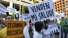 Marea blanca contra las privatizaciones.