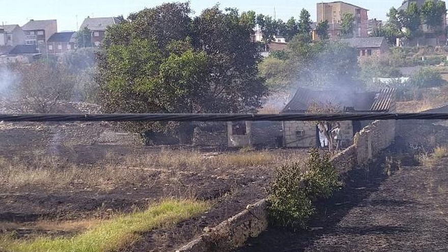 Incendio forestal en el municipio de Ponferrada. // Ayuntamiento de Ponferrada