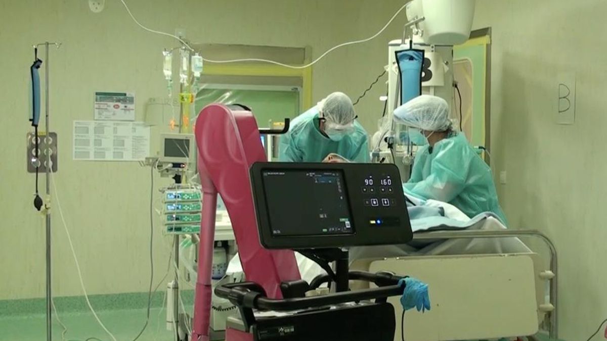Cinco especialidades médicas suspenden la actividad extra en La Rioja entre el cruce de culpas de la Consejería y el Sindicato