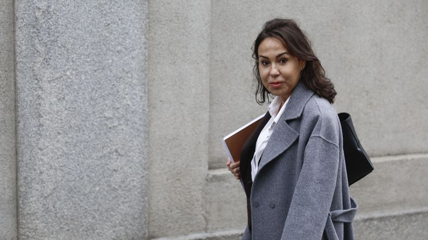 La Audiencia Nacional imputa a la expresidenta de Adif por la contratación de una expareja de Ábalos