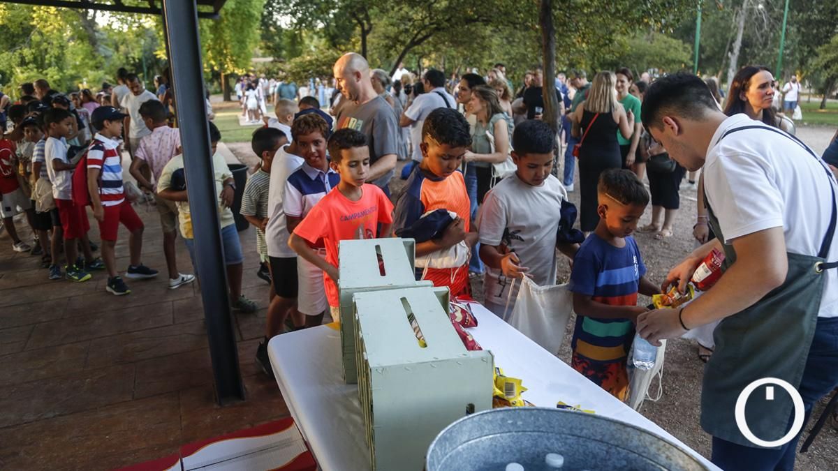 Niños saharauis del programa 'Vacaciones en paz' visitan la Ciudad de los Niños.