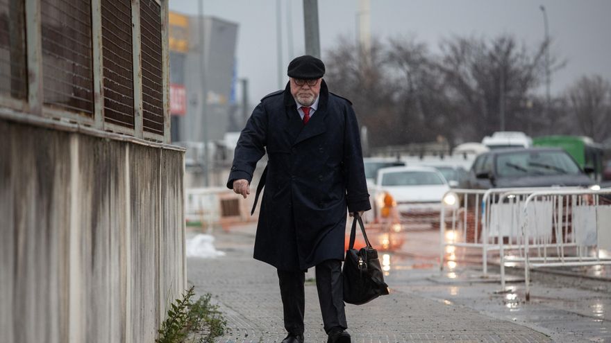 Anticorrupción sostiene que Repsol y Caixabank contrataron a Villarejo como un "auténtico policía privado"