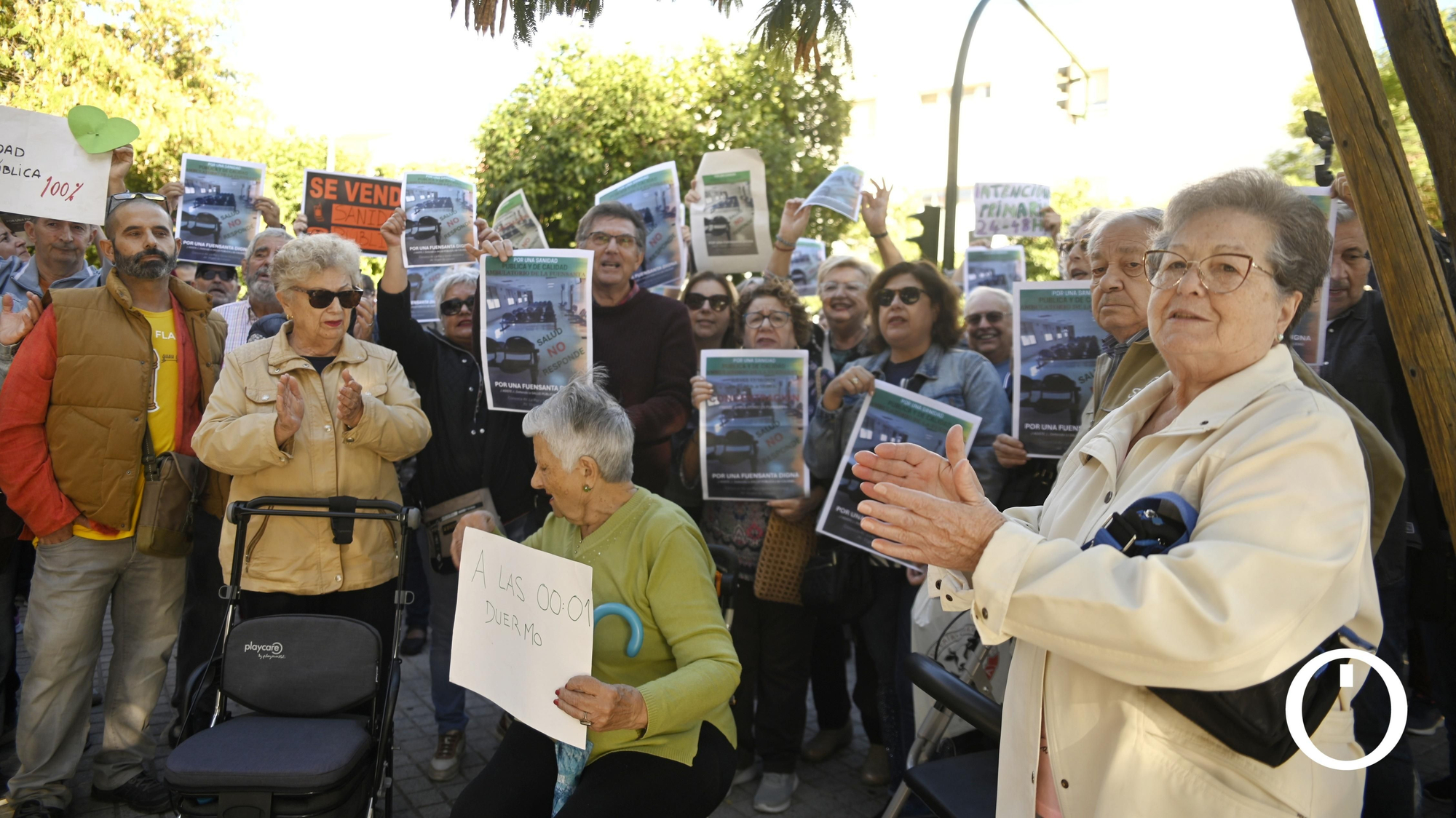 Concentración en el centro de salud de la Fuensanta