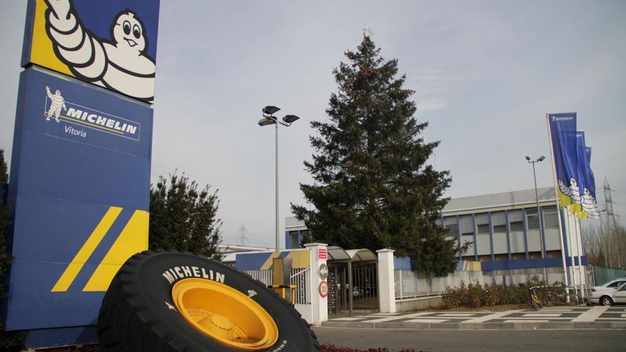 La huelga en Michelin Vitoria vuelve a parar la producción entre acusaciones de la dirección a los sindicatos por “coacciones”