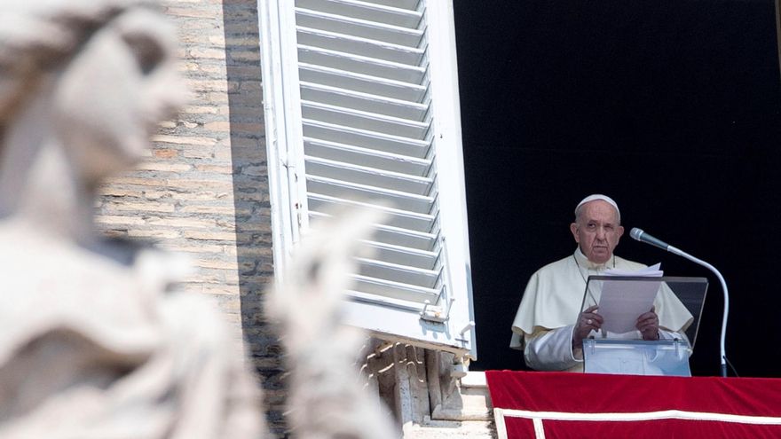 El papa Francisco y Erdogan negocian con los talibanes para abrir corredores humanitarios en Afganistán, según la prensa italiana