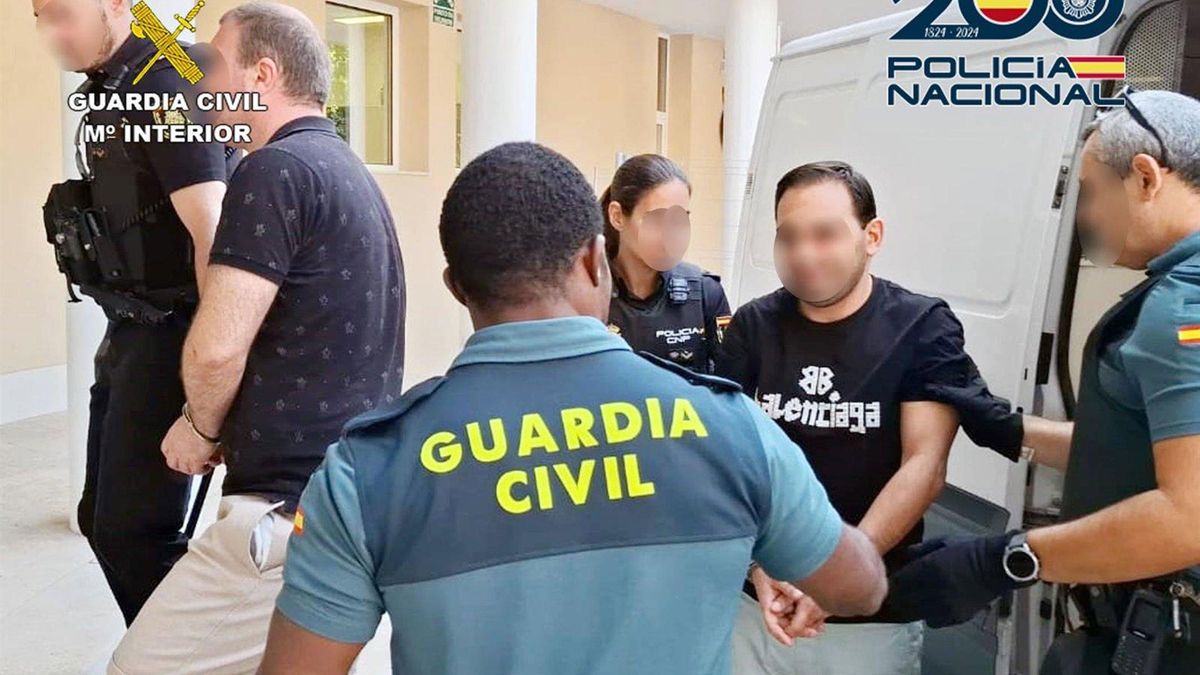 Cae un grupo criminal que robaba en viviendas de Córdoba con la táctica del pegamento en la puerta