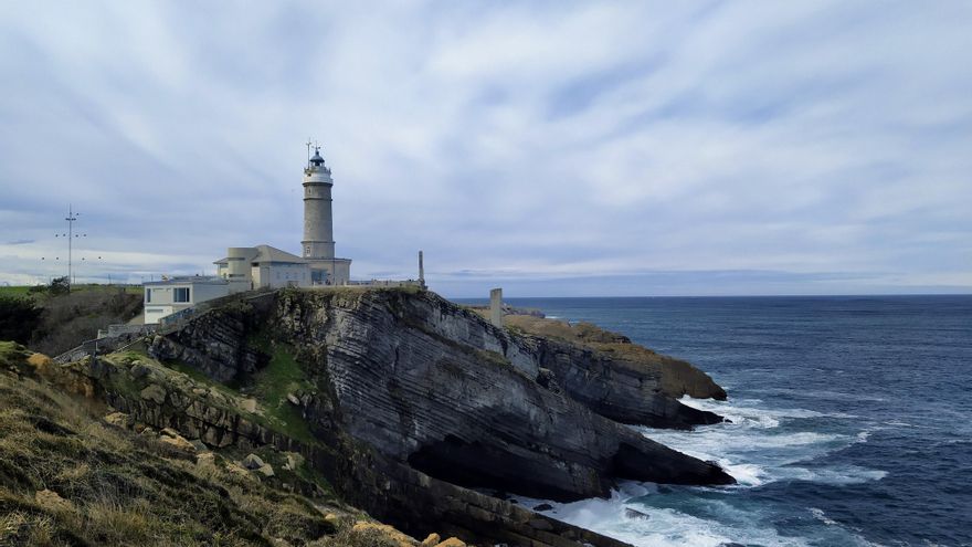 Cinco destinos de la costa de Cantabria para disfrutar del eclipse solar del 12 de agosto