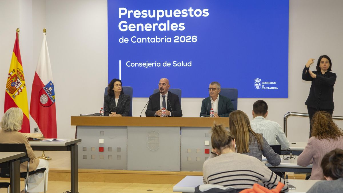 El consejero de Salud, César Pascual, presenta los presupuestos de su departamento para 2026