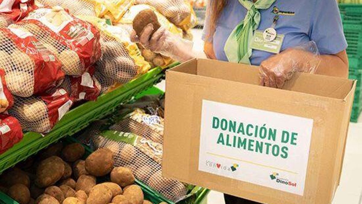 Donación de 'Alimentos con Vida'.
