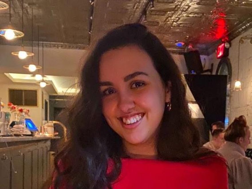 Sabrina Calazans, directora general del Student Debt Crisis Center, tiene una deuda de 30.000 dólares.