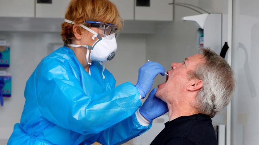 Los casos activos de coronavirus caen en Alemania a 9.100