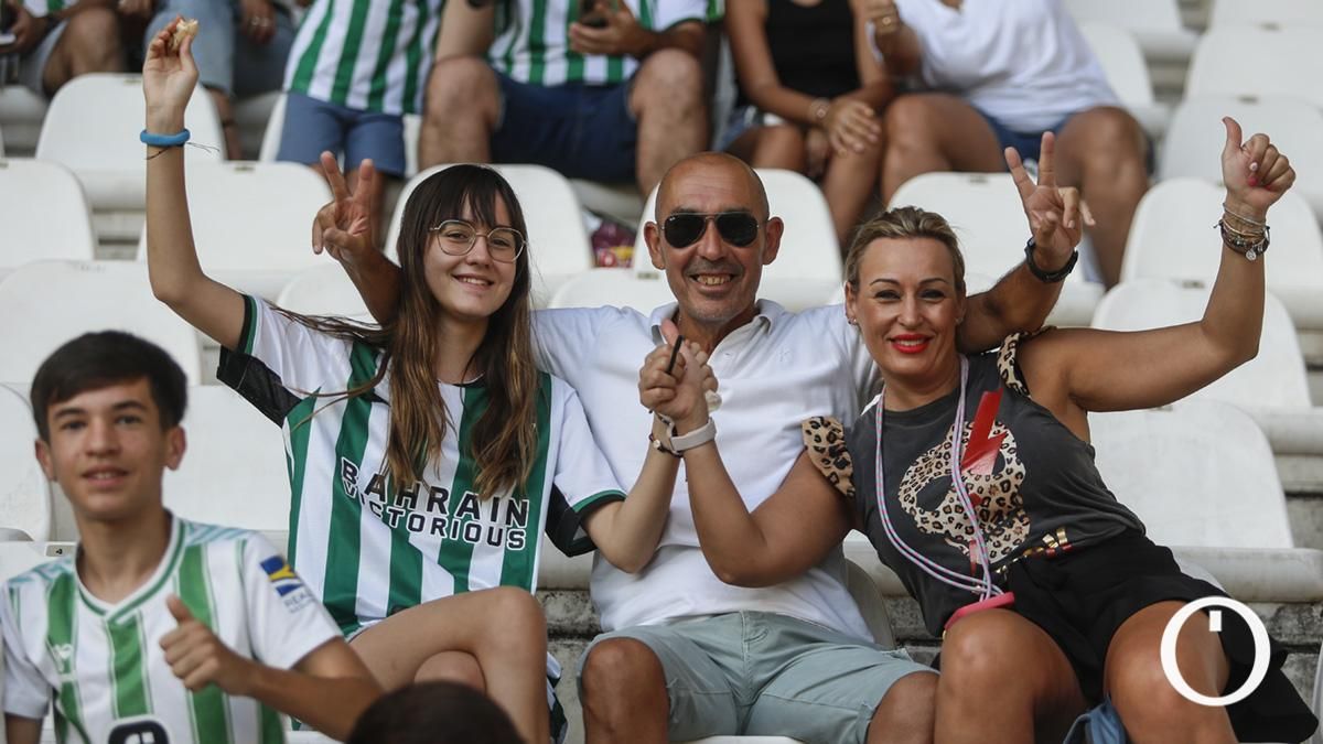 Grada Blanquiverde del Córdoba CF - Real Betis