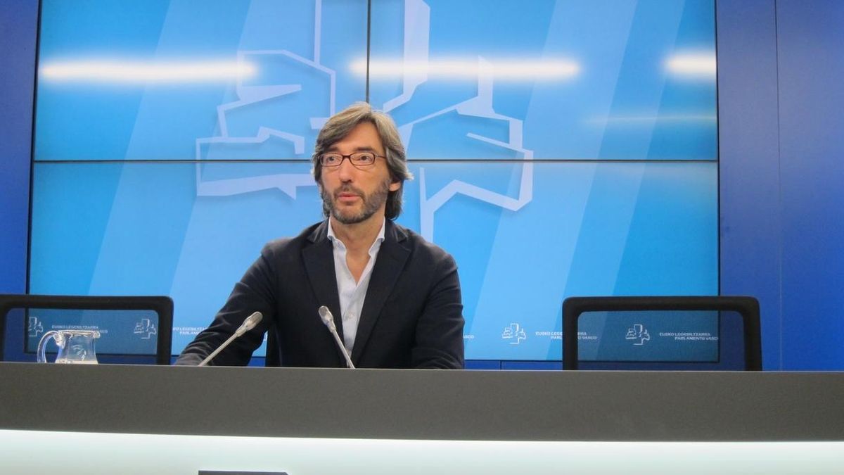 Oyarzábal (PP) asegura que hay "decenas" de presos que quieren "desmarcarse" de ETA