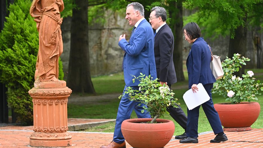 Uruguay y China rubrican dos acuerdos para seguir mejorando en su intercambio comercial