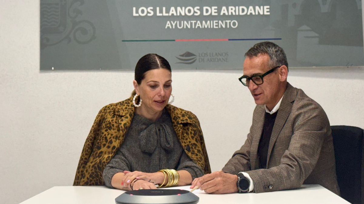 Los Llanos de Aridane refuerza su apoyo a los viticultores de Las Manchas con una subvención de 80.000 euros