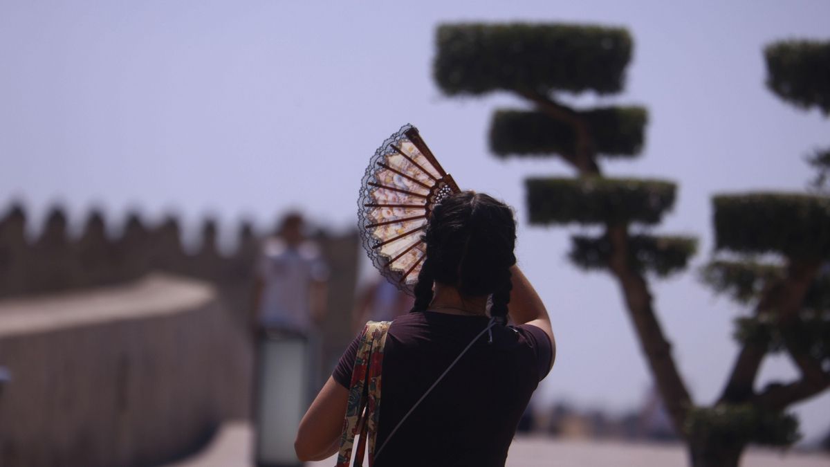 Agosto se despide con calor en el sur y “descenso notable” de las temperaturas en el norte