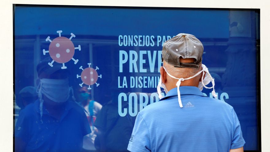 Las 8.219 muestras PCR completadas la víspera elevan el acumulado a 926.778 pruebas realizadas en la isla desde el inicio de la epidemia en marzo. EFE/Ernesto Mastrascusa/Archivo