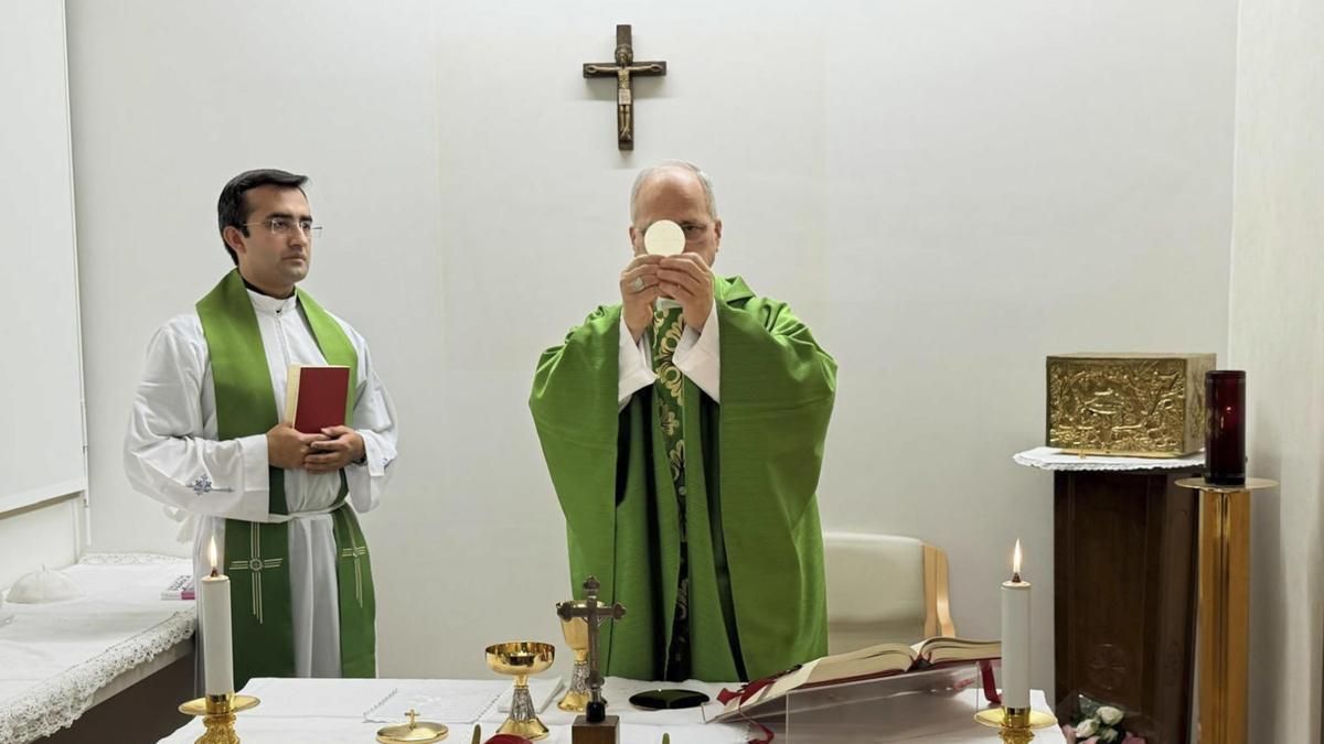 El Papa recibe el alta y regresa al Vaticano cuatro días después de su operación
