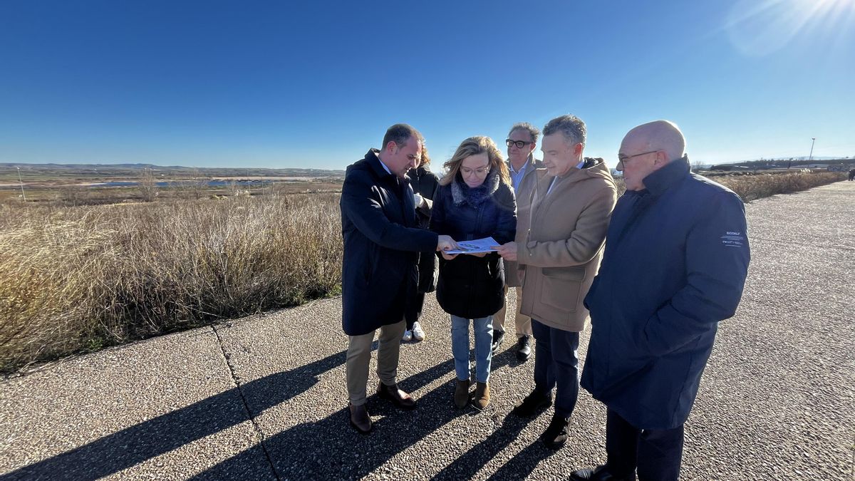 Visita a las obras de mejora del polígono de Las Cañas