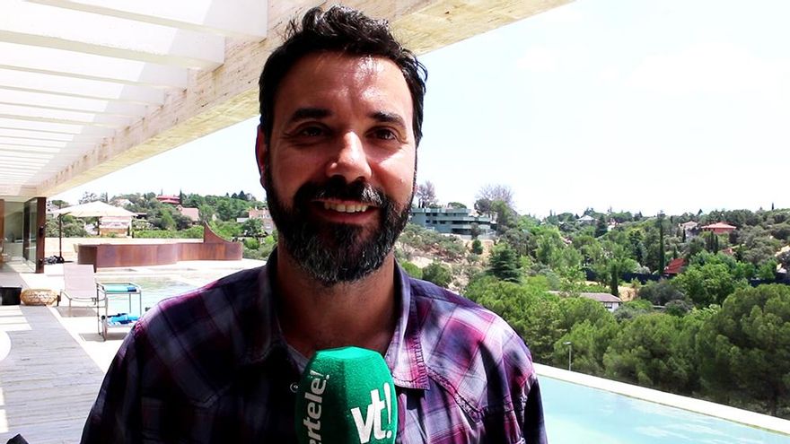 Los misterios de Miquel: el hombre del thriller melodramático con "El nudo" y "El embarcadero"