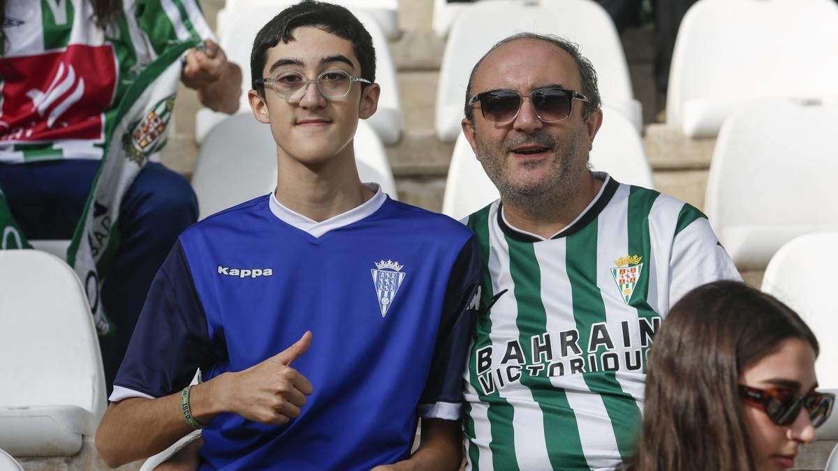 Grada Blanquiverde del Córdoba CF - AD Ceuta