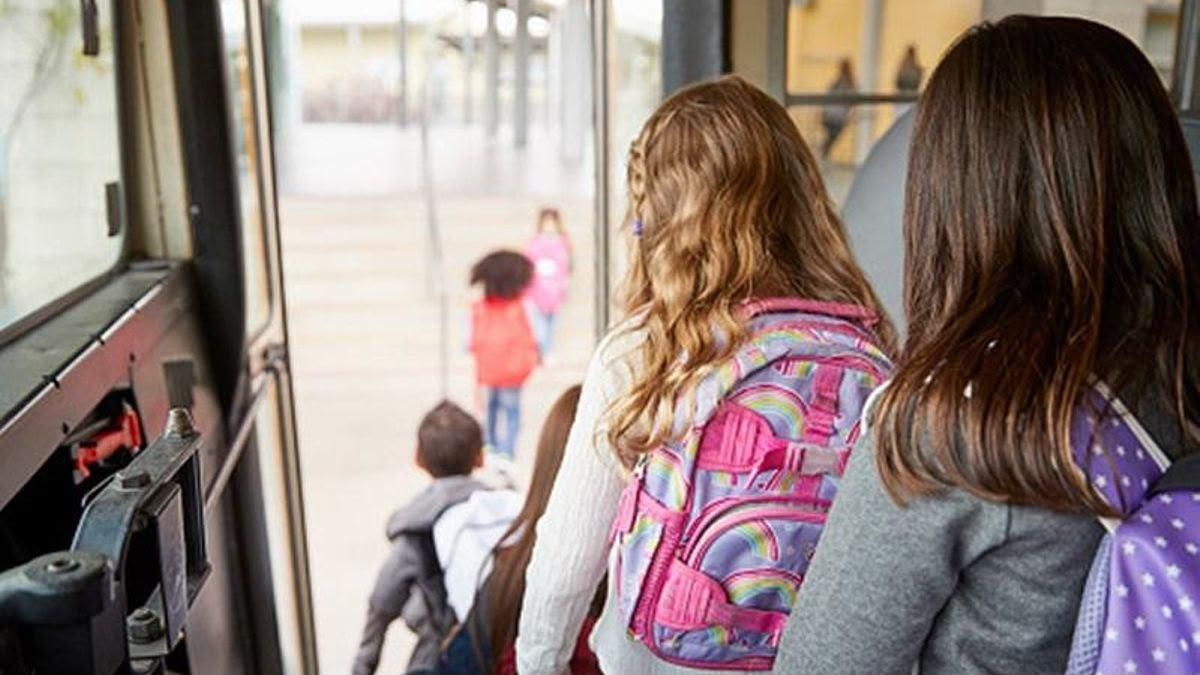 El curso escolar comienza con normalidad en Extremadura pese a las dudas de última hora con algunas rutas de transporte