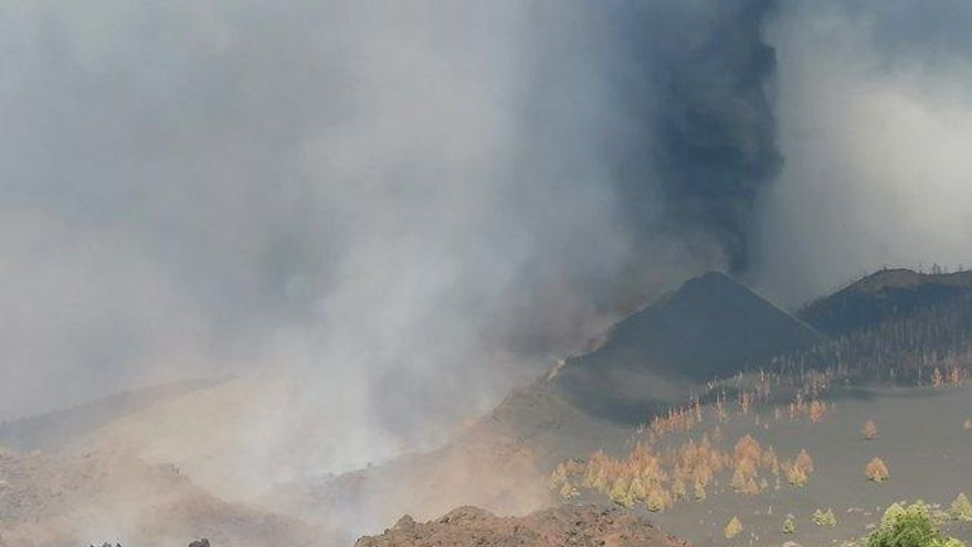 Volcán de La Palma este sábado. / FOTO: INVOLCAN