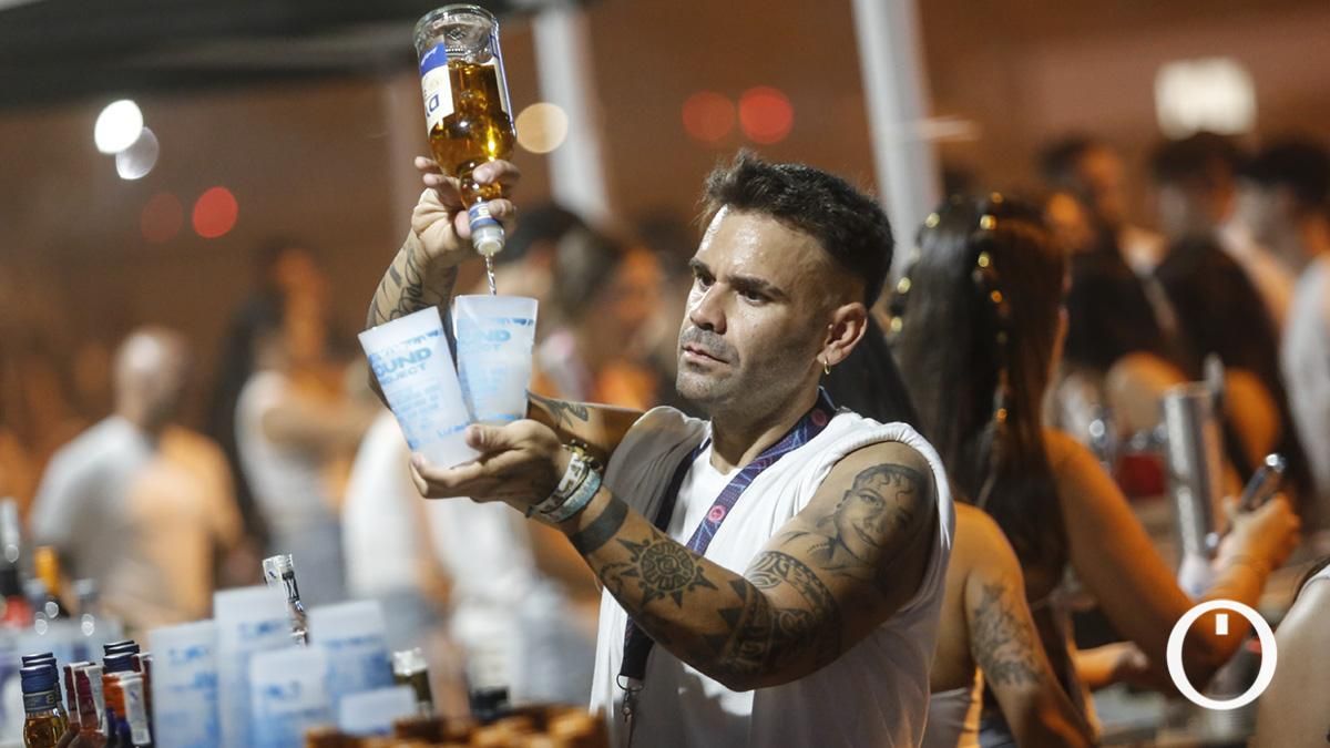 Fiesta de bienvenida universitaria