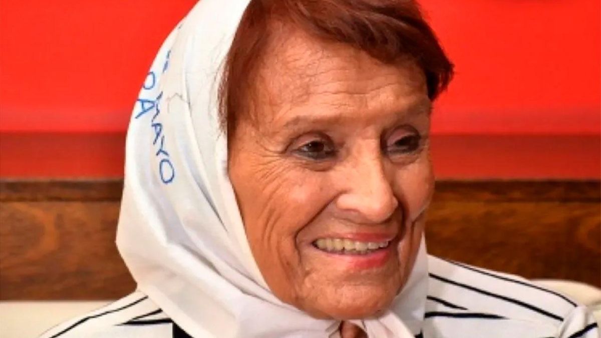 Taty Almeida, Madre de Plaza de Mayo