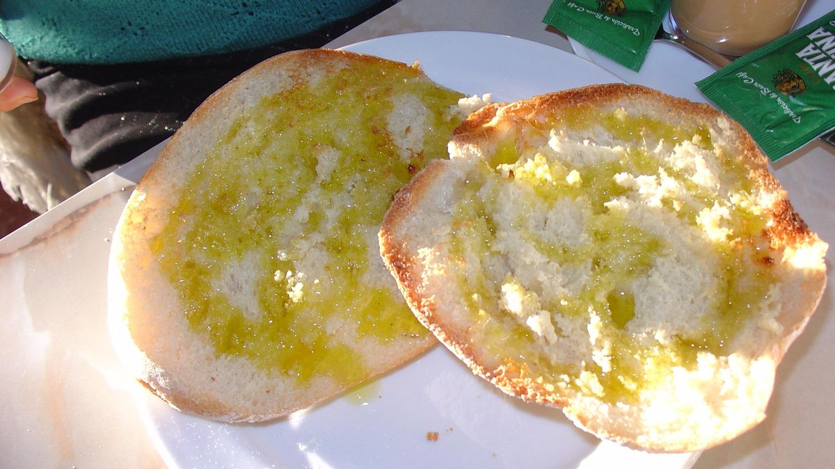 Este es el origen del famoso mollete de Antequera: el pan con el que se hacen los desayunos andaluces