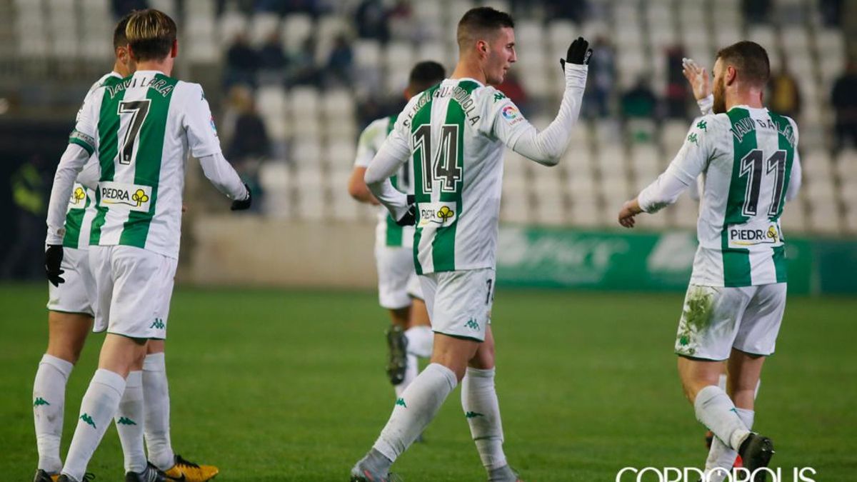 Sergi Guardiola celebra uno de los tres goles que le hizo al Reus en 2017-18