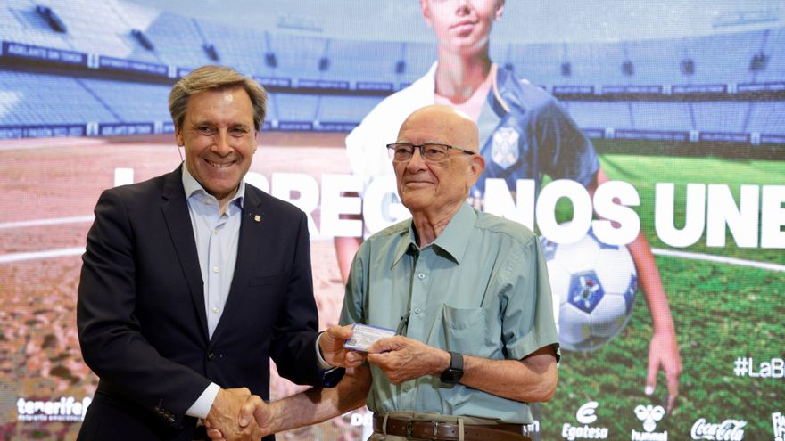 El CD Tenerife rebaja un 10 por ciento el precio de los abonos