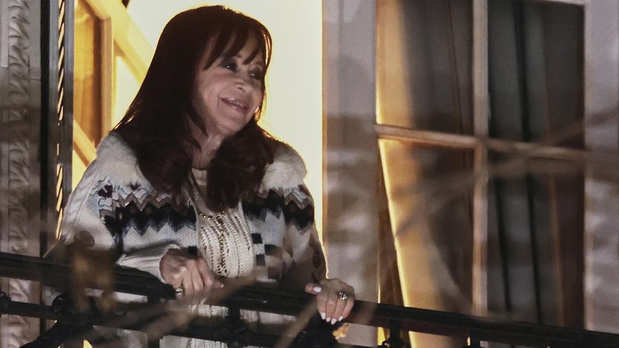 Cristina Fernández: "Pueden encerrarme a mí pero no van a poder encerrar a todo el pueblo"