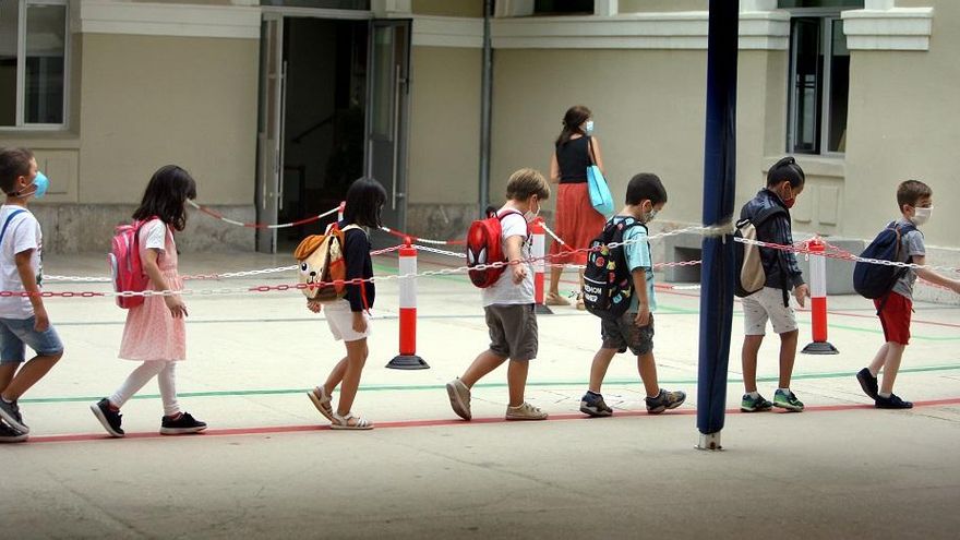 Una norma y varias visiones: la parte más educativa de la 'ley Celaá' divide a familias, sindicatos y docentes