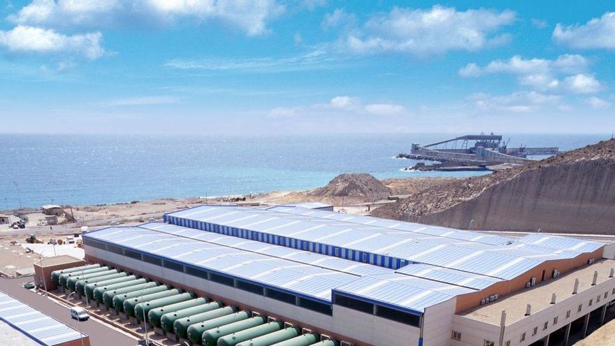 La desaladora de Carboneras se reactiva tras el corte por el apagón y garantiza el agua potable en el Levante almeriense