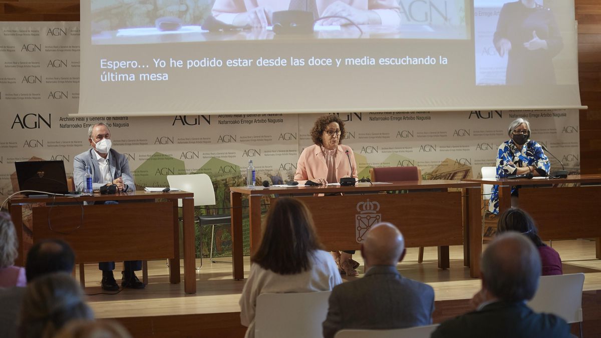 La consejera de Derechos Sociales, Carmen Maeztu, interviene en la jornada 'De las incapacitaciones a los apoyos para actuar en condiciones de igualdad'