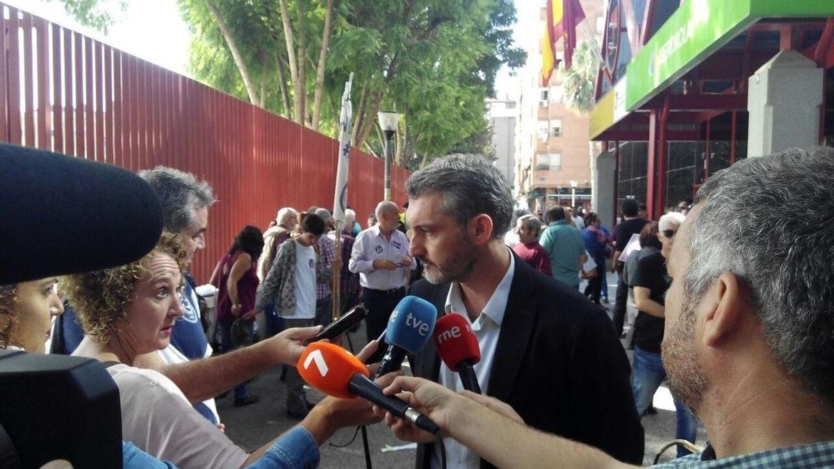 El portavoz de Podemos en el Parlamento regional de Murcia: "A Pedro Antonio Sánchez se le acaba el tiempo"
