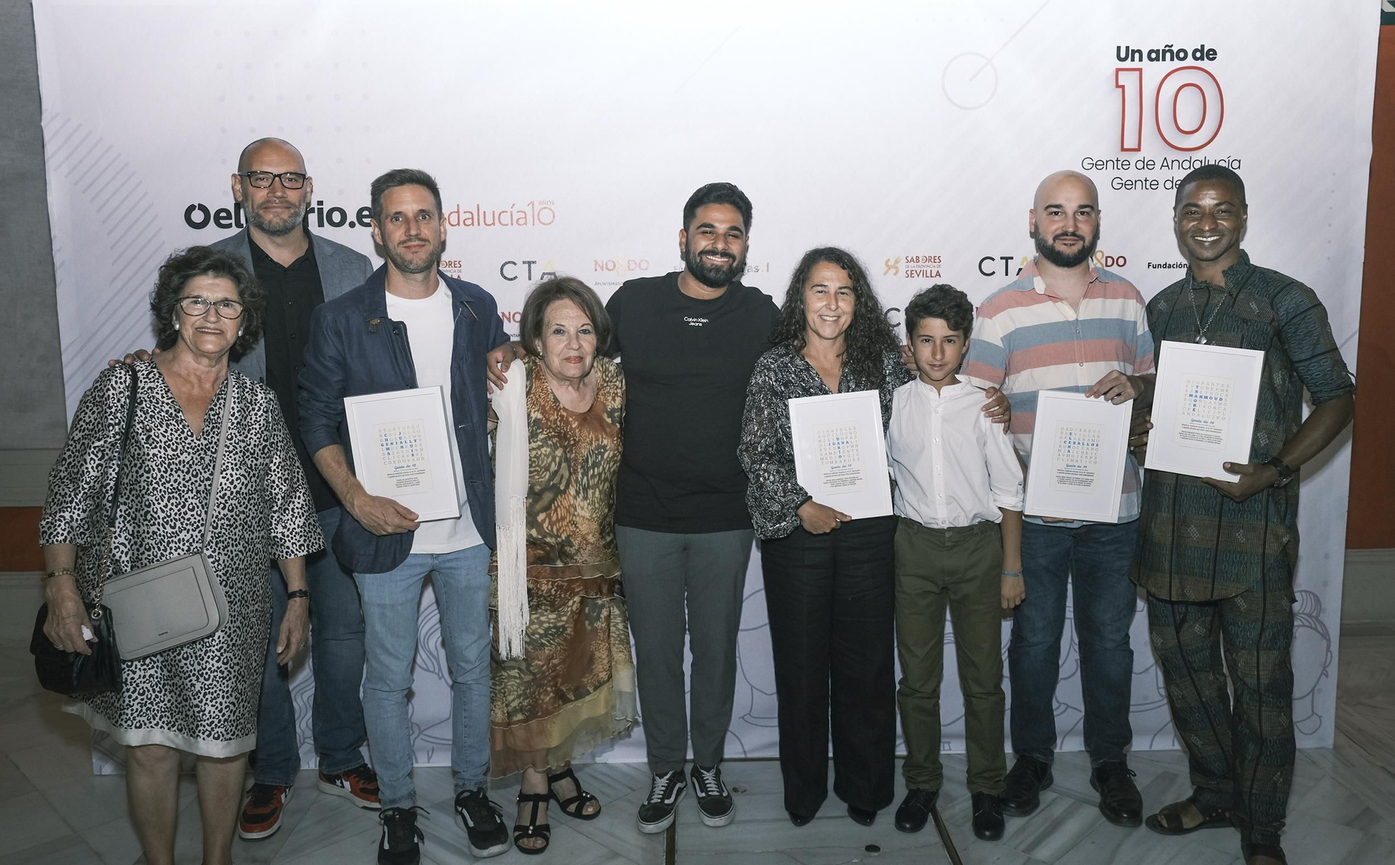 Foto de familia de los premiados 'Gente de Andalucía, gente de 10'