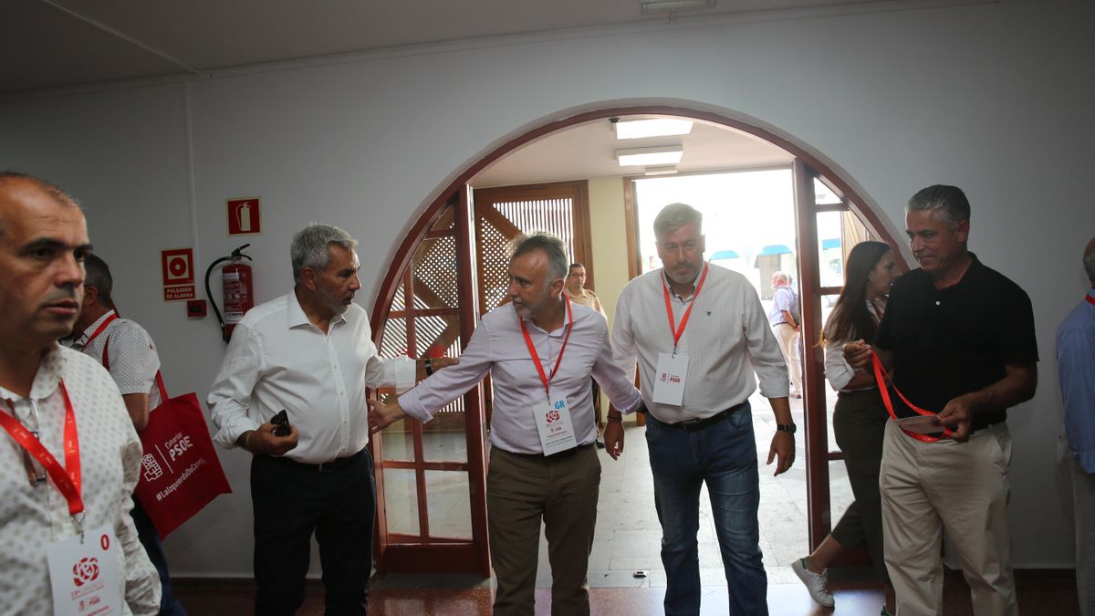 FOTOGALERÍA | 13º Congreso del PSOE de Canarias (día 16)